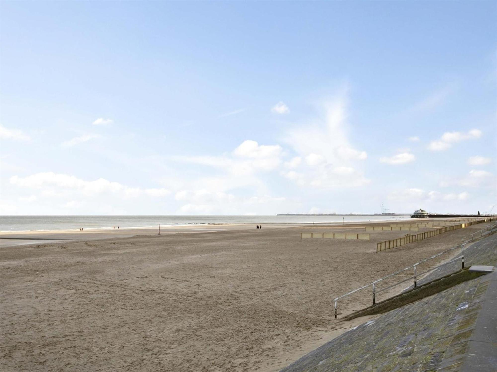Westcliff In *
